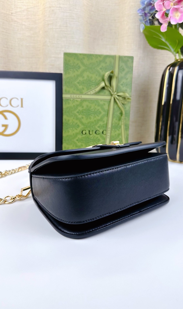 激安グッチバッグコピー角部分ディテール